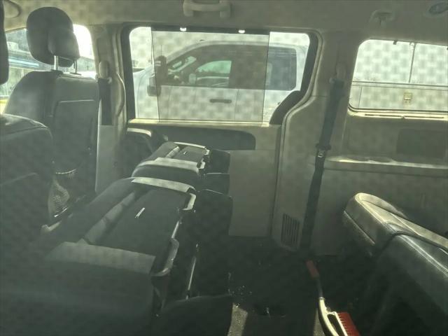 2014 Chrysler Town & Country Touring-L