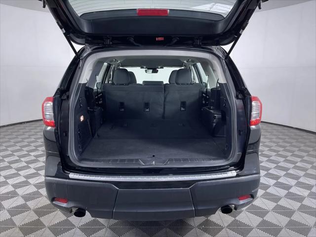 2023 Subaru Ascent Base 8-Passenger