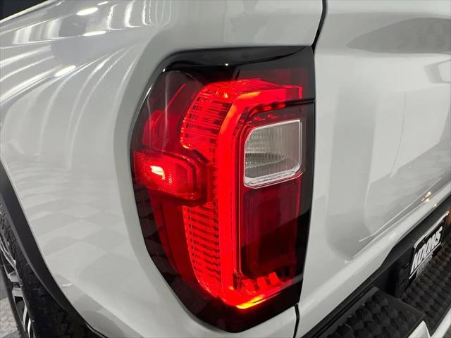2024 GMC Canyon 4WD AT4