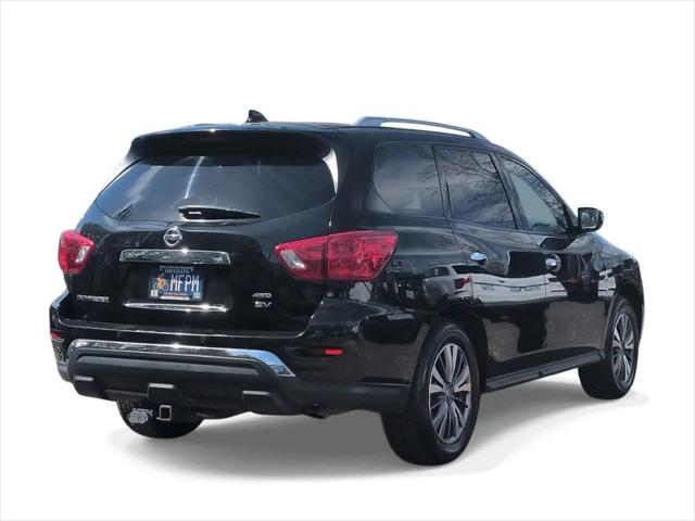 2019 Nissan Pathfinder SV
