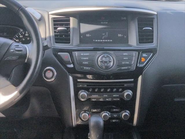 2019 Nissan Pathfinder SV