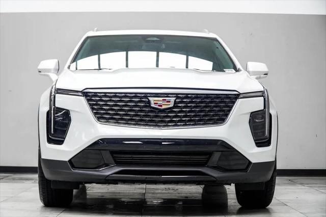 2024 Cadillac XT4 AWD Premium Luxury