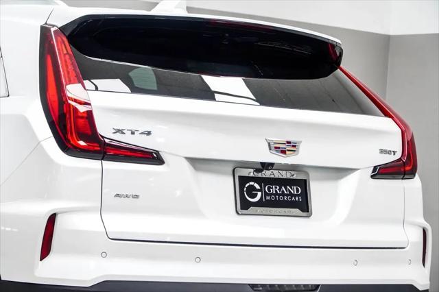 2024 Cadillac XT4 AWD Premium Luxury