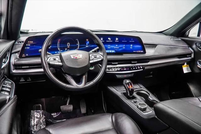 2024 Cadillac XT4 AWD Premium Luxury