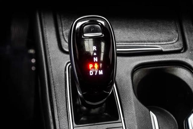 2024 Cadillac XT4 AWD Premium Luxury