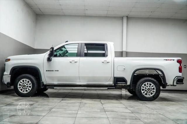 2025 Chevrolet Silverado 2500HD 4WD Crew Cab Standard Bed LT
