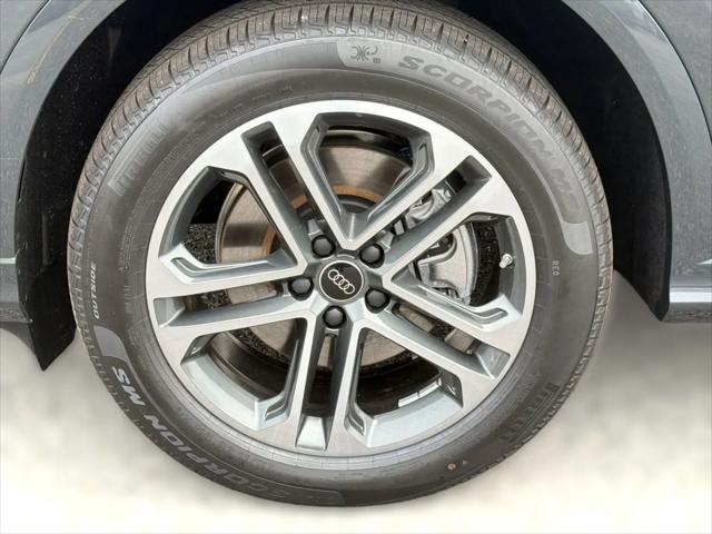 2026 Audi Q5 Premium TFSI quattro S tronic
