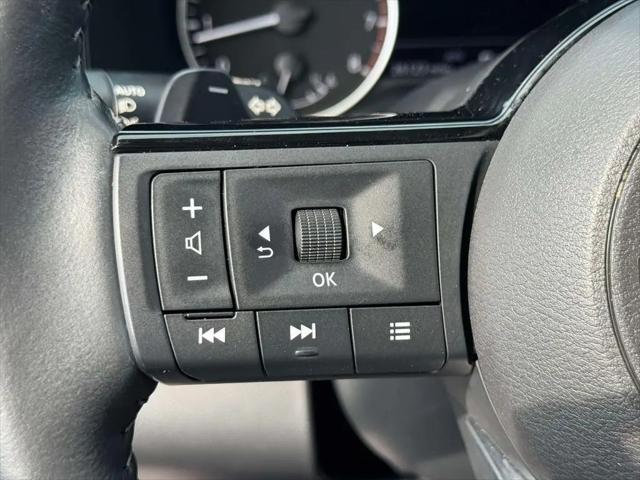 2025 Nissan Pathfinder SL 4WD