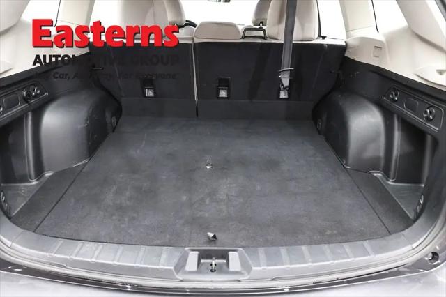 2023 Subaru Forester Base