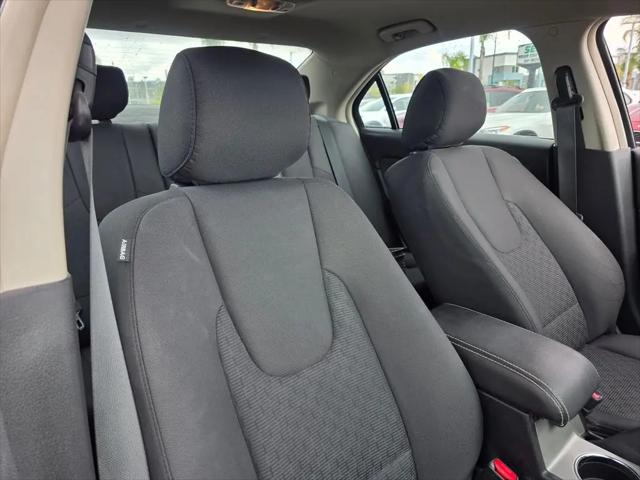 2011 Ford Fusion SE