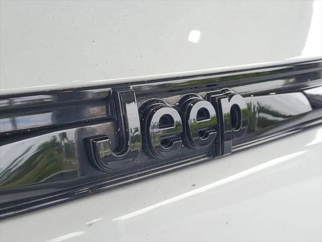 2023 Jeep Grand Cherokee Altitude 4x2