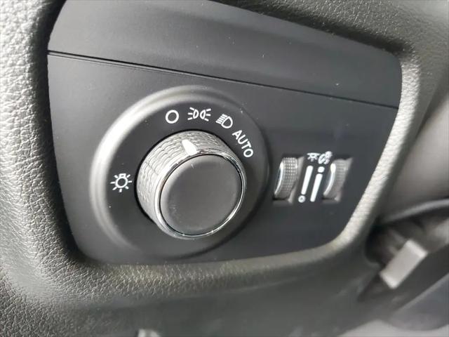 2023 Jeep Grand Cherokee Altitude 4x2