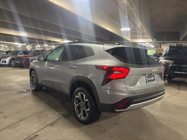 2025 Chevrolet Trax FWD LT