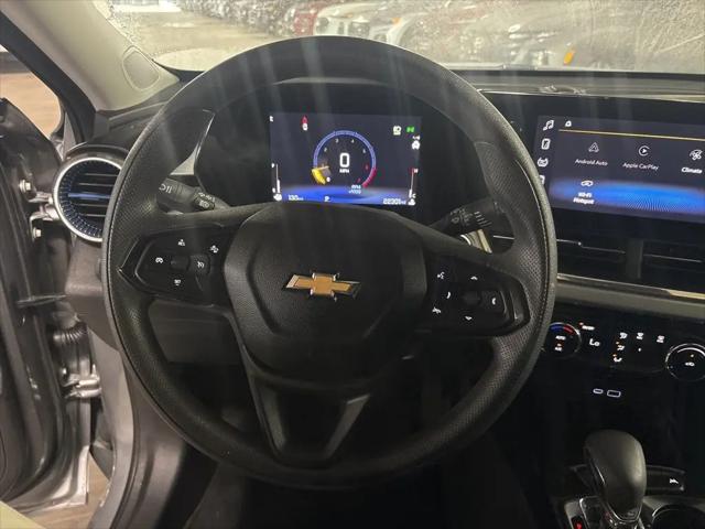 2025 Chevrolet Trax FWD LT