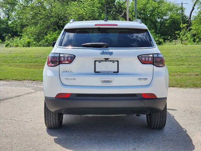 2022 Jeep Compass Latitude Lux 4x4
