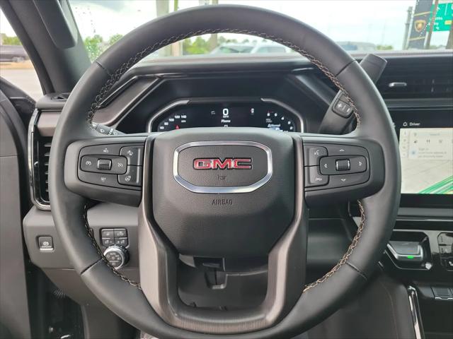 2025 GMC Sierra 2500HD 4WD Crew Cab Standard Bed AT4