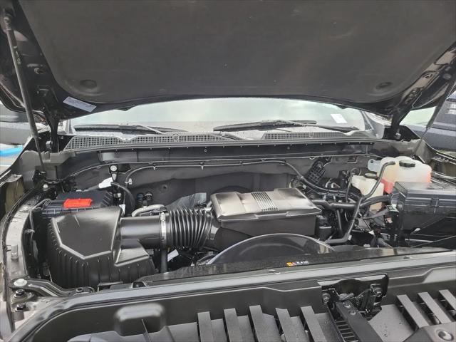 2025 GMC Sierra 2500HD 4WD Crew Cab Standard Bed AT4