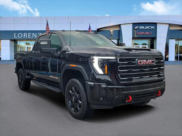 2025 GMC Sierra 2500HD 4WD Crew Cab Standard Bed AT4