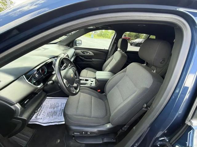 2023 Chevrolet Traverse AWD LT Cloth