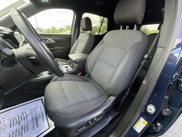 2023 Chevrolet Traverse AWD LT Cloth