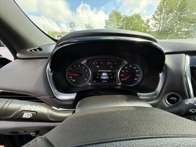 2023 Chevrolet Traverse AWD LT Cloth