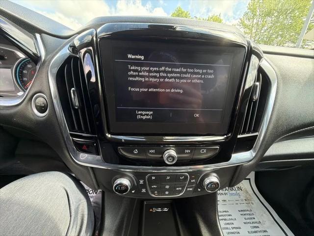 2023 Chevrolet Traverse AWD LT Cloth