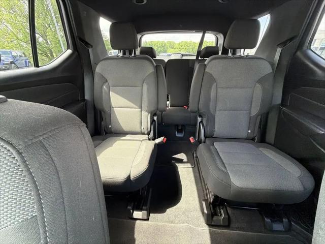 2023 Chevrolet Traverse AWD LT Cloth