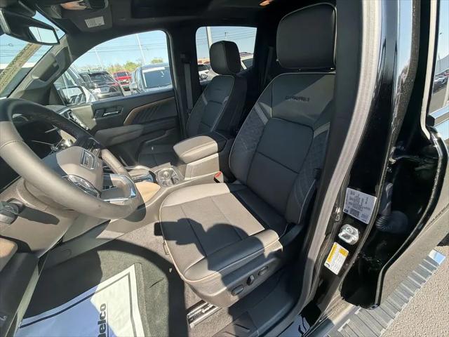 2026 GMC Canyon Denali, 4WD