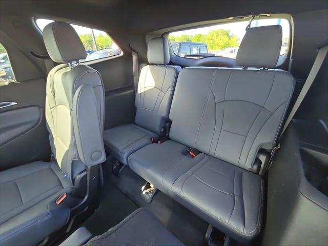 2024 Buick Enclave Essence AWD