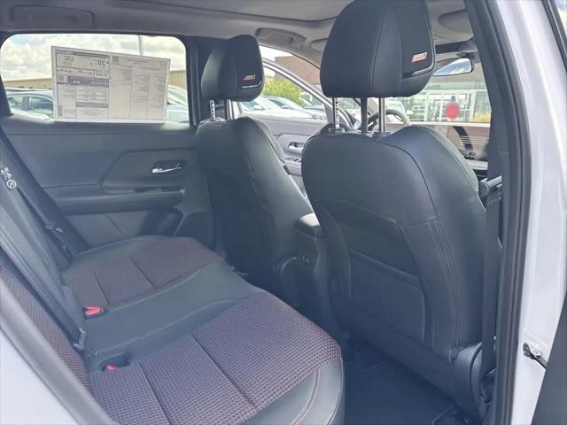 2026 Nissan Kicks SR