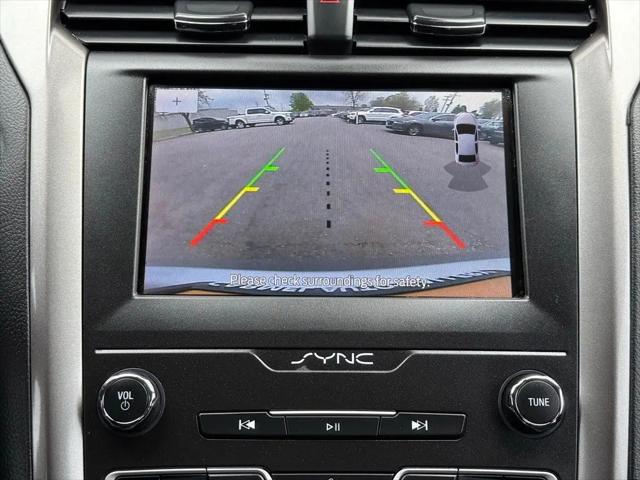2020 Ford Fusion SE