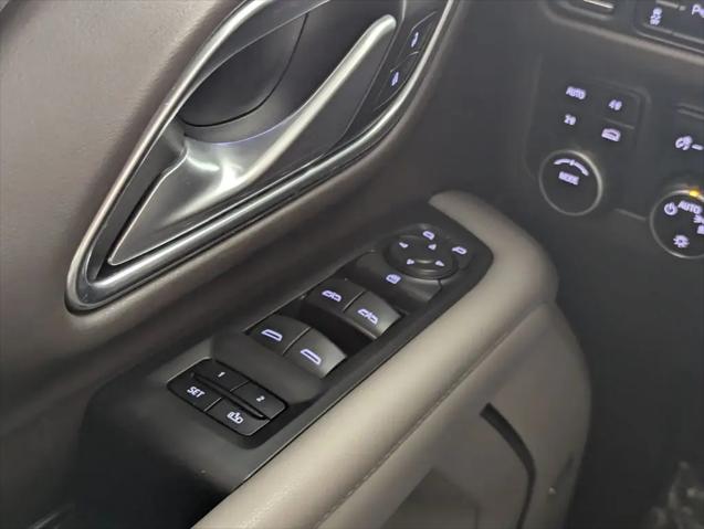 2022 Chevrolet Suburban 4WD LT
