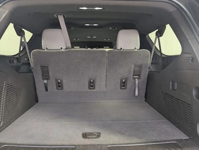 2022 Chevrolet Suburban 4WD LT