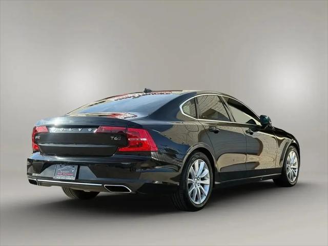 2017 Volvo S90 T6 Momentum