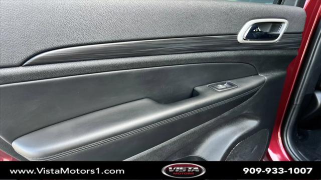 2022 Jeep Grand Cherokee Laredo X 4x4