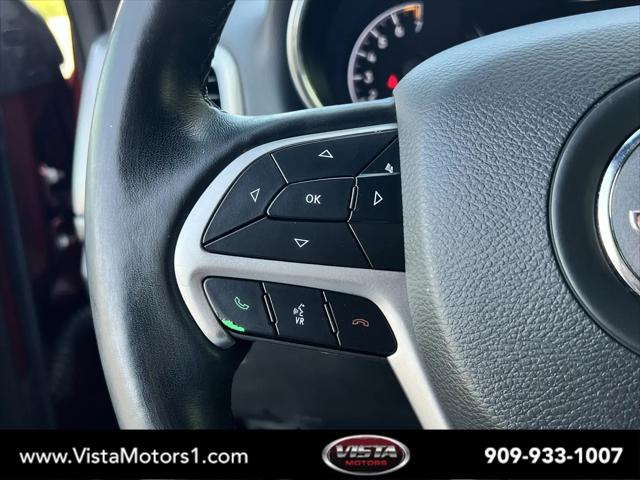 2022 Jeep Grand Cherokee Laredo X 4x4