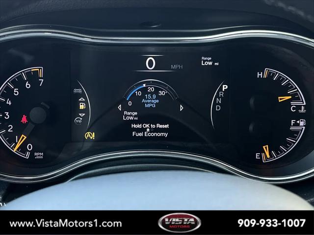 2022 Jeep Grand Cherokee Laredo X 4x4