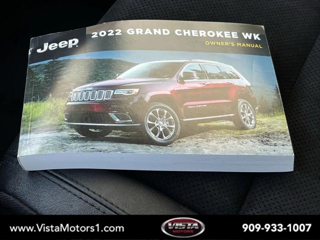 2022 Jeep Grand Cherokee Laredo X 4x4