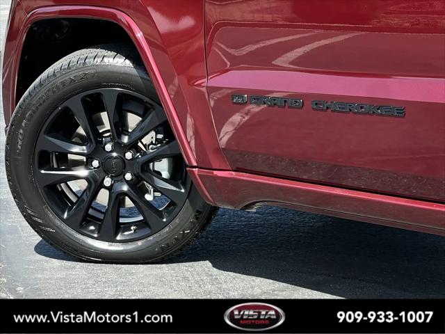 2022 Jeep Grand Cherokee Laredo X 4x4
