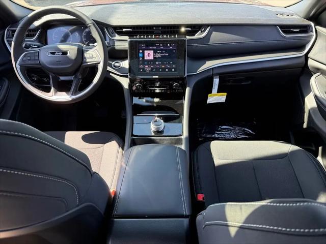 2026 Jeep Grand Cherokee Altitude 4x4