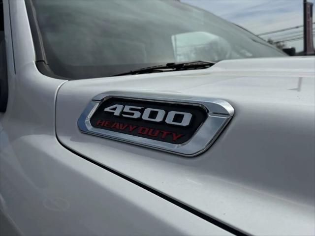2022 Ram 4500 Chassis Tradesman/SLT