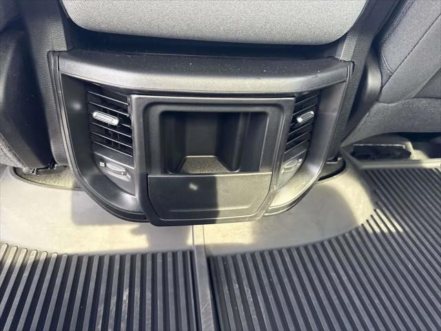 2022 Ram 1500 Big Horn Crew Cab 4x4 5'7" Box