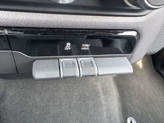 2022 Ram 1500 Big Horn Crew Cab 4x4 5'7" Box