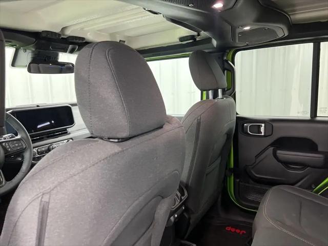 2025 Jeep Wrangler 4-Door Summit 4x4
