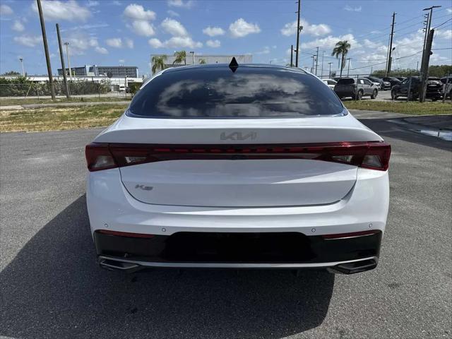 2022 Kia K5 EX