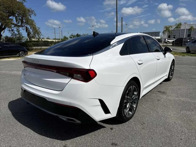 2022 Kia K5 EX