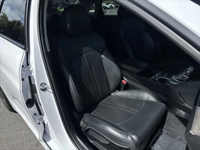 2022 Kia K5 EX