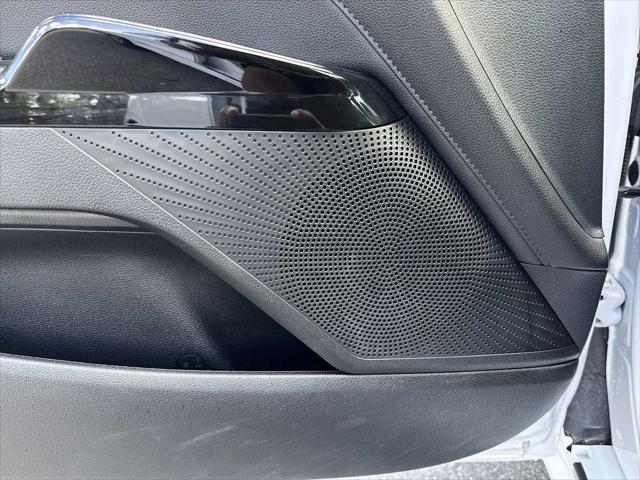 2022 Kia K5 EX