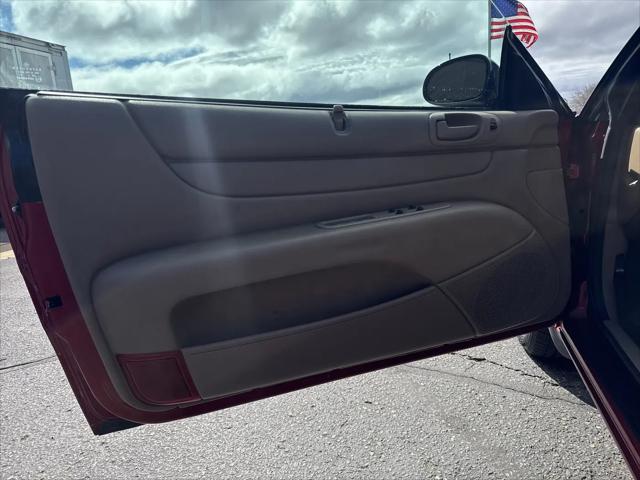 2003 Chrysler Sebring GTC