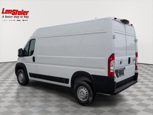 2026 Ram ProMaster Cargo Van Tradesman High Roof 136" WB w/Pass Seat